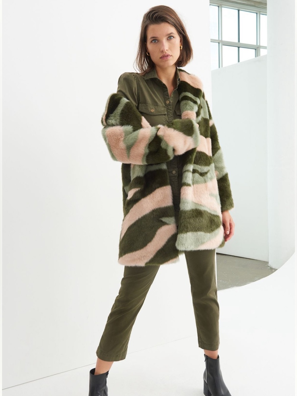 Anthropologie Marbled Faux Fur Coat Brand size 10